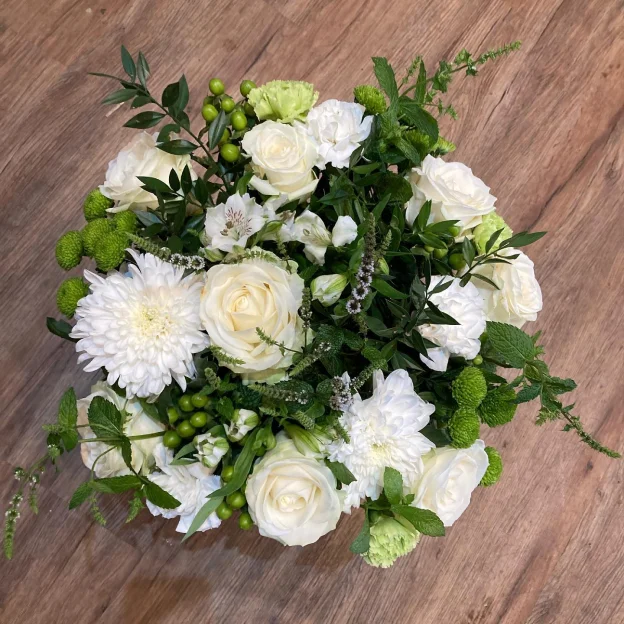 compositions florales à Montfort-l'Amaury près de Versailles dans les Yvelines 78