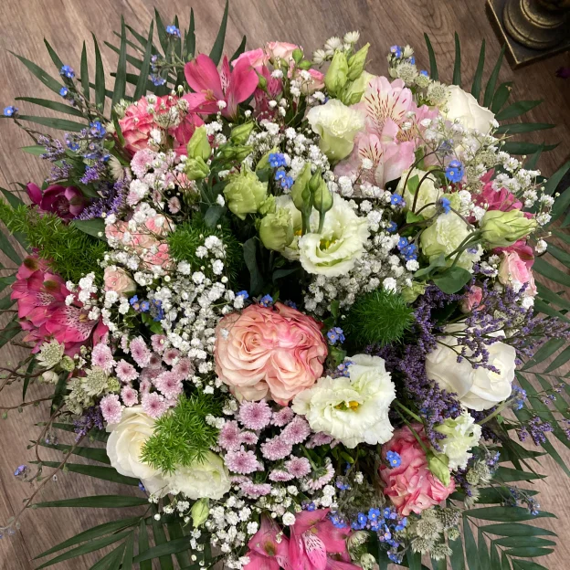 vente de fleurs à Montfort-l'Amaury près de Versailles dans les Yvelines 78